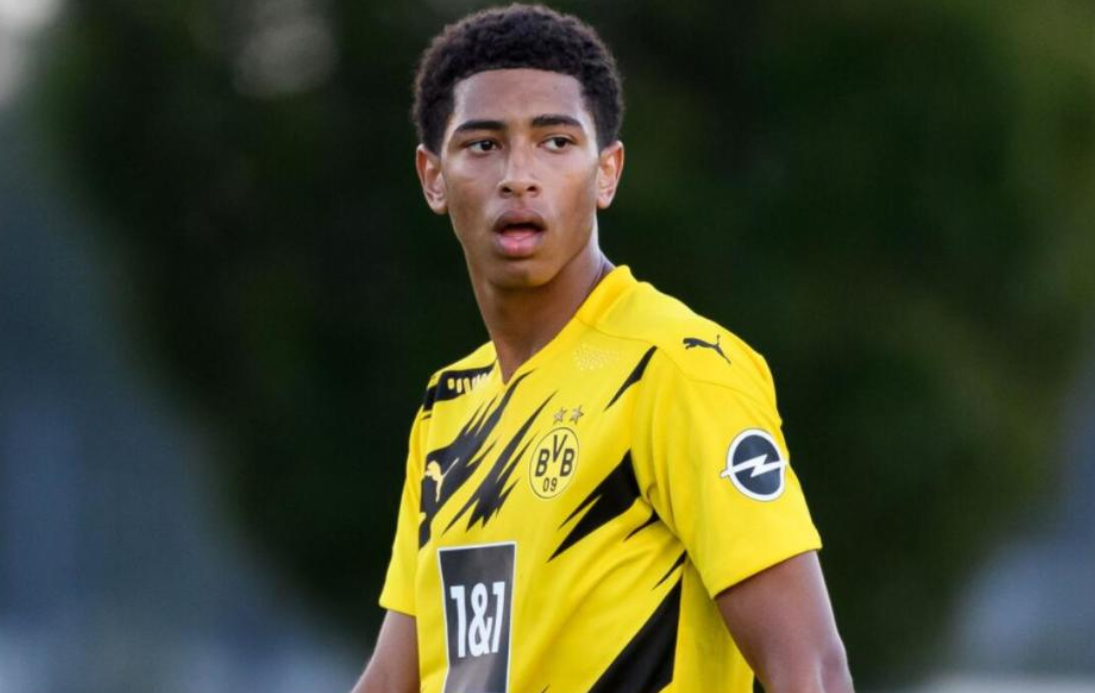 阿斯：赫伊森最近状态有所起伏，但阿隆索和皇马绝对信任他（阿斯：赫伊森近来状态波动，阿隆索与皇马对其信任不变）