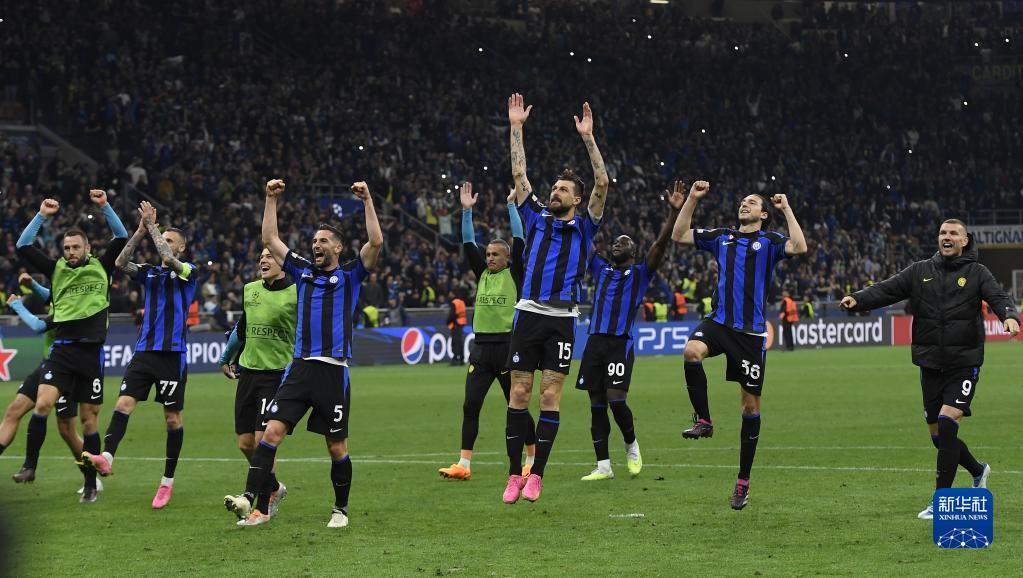 马德兴：U22男足广东集训后将前往阿联酋，在那踢4-5场热身赛