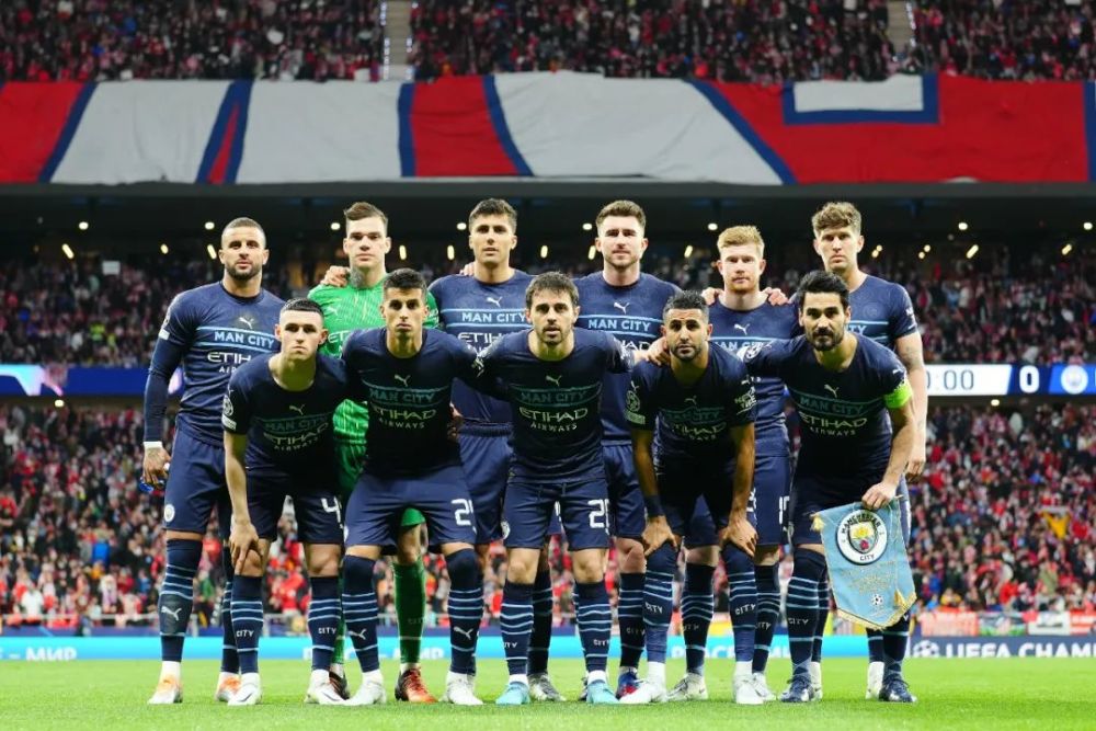 意媒：黄潜考虑买断那不勒斯租将拉法-马林，皇马握有回购权（意媒：比利亚雷亚尔考虑买断租借自那不勒斯的拉法-马林，皇马拥有回购权）