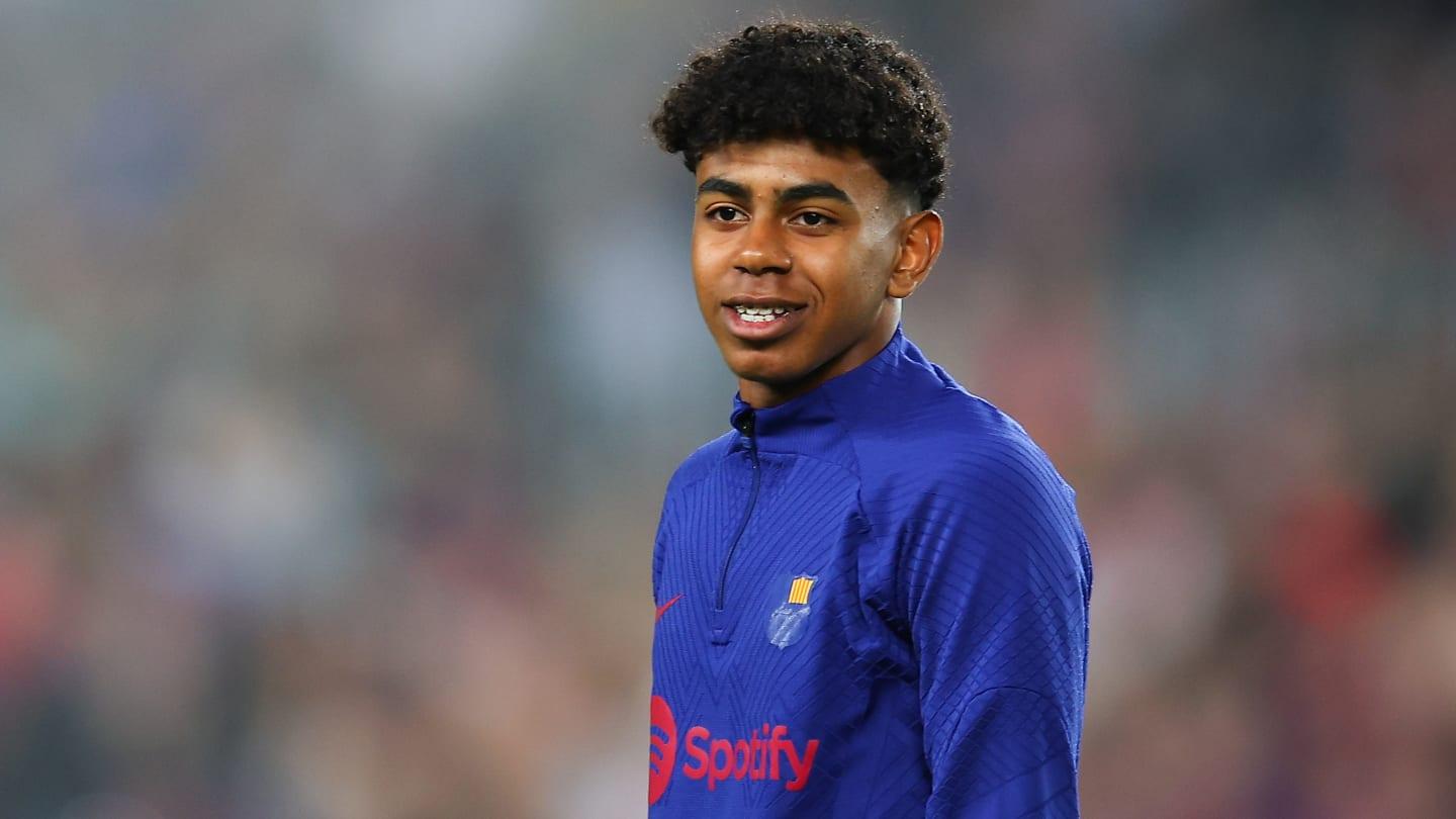 五人制足球速度与配合技巧解析（五人制足球：速度与团队配合的实战要点）