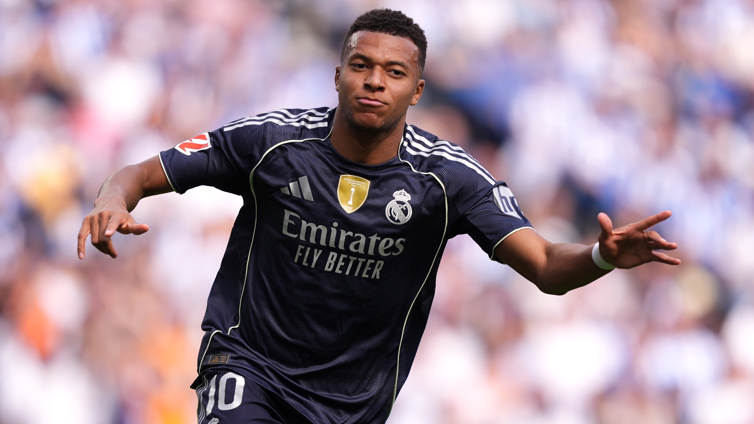 洛蒂托：我不缺钱，拉齐奥值8.5亿欧元但我不卖（洛蒂托称拉齐奥估值8.5亿欧元：不缺钱也无意出售）