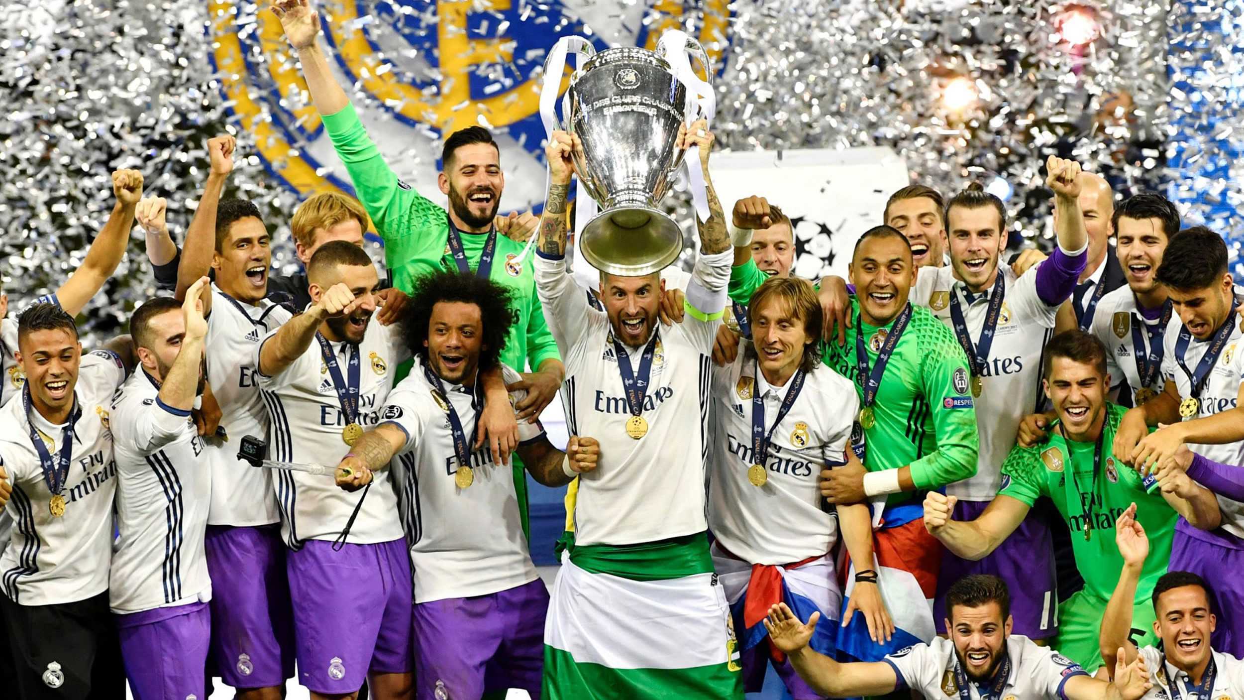 梅婷一家四口前往伯纳乌观战皇马vs尤文，女儿表示看完有点困（梅婷携一家四口现身伯纳乌观战皇马对尤文，女儿直言赛后有些犯困）