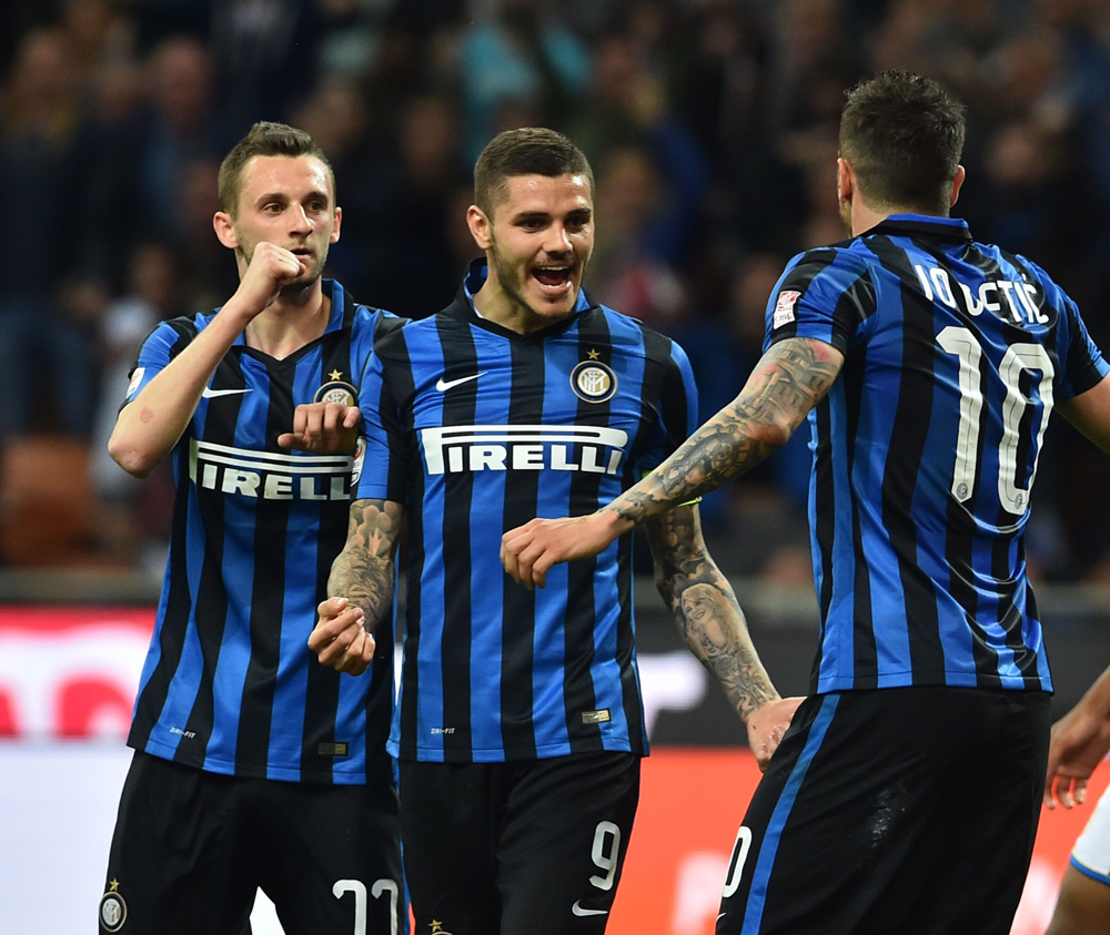 足球英超冬窗“标王”浮现，转会费惊人（英超冬窗标王出炉，天价转会费震撼）