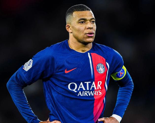 BBC：缺席5场比赛，曼联队长B费预计1月17日曼市德比时复出（BBC：曼联队长B费预计1月17日曼市德比复出，此前将缺席5场）